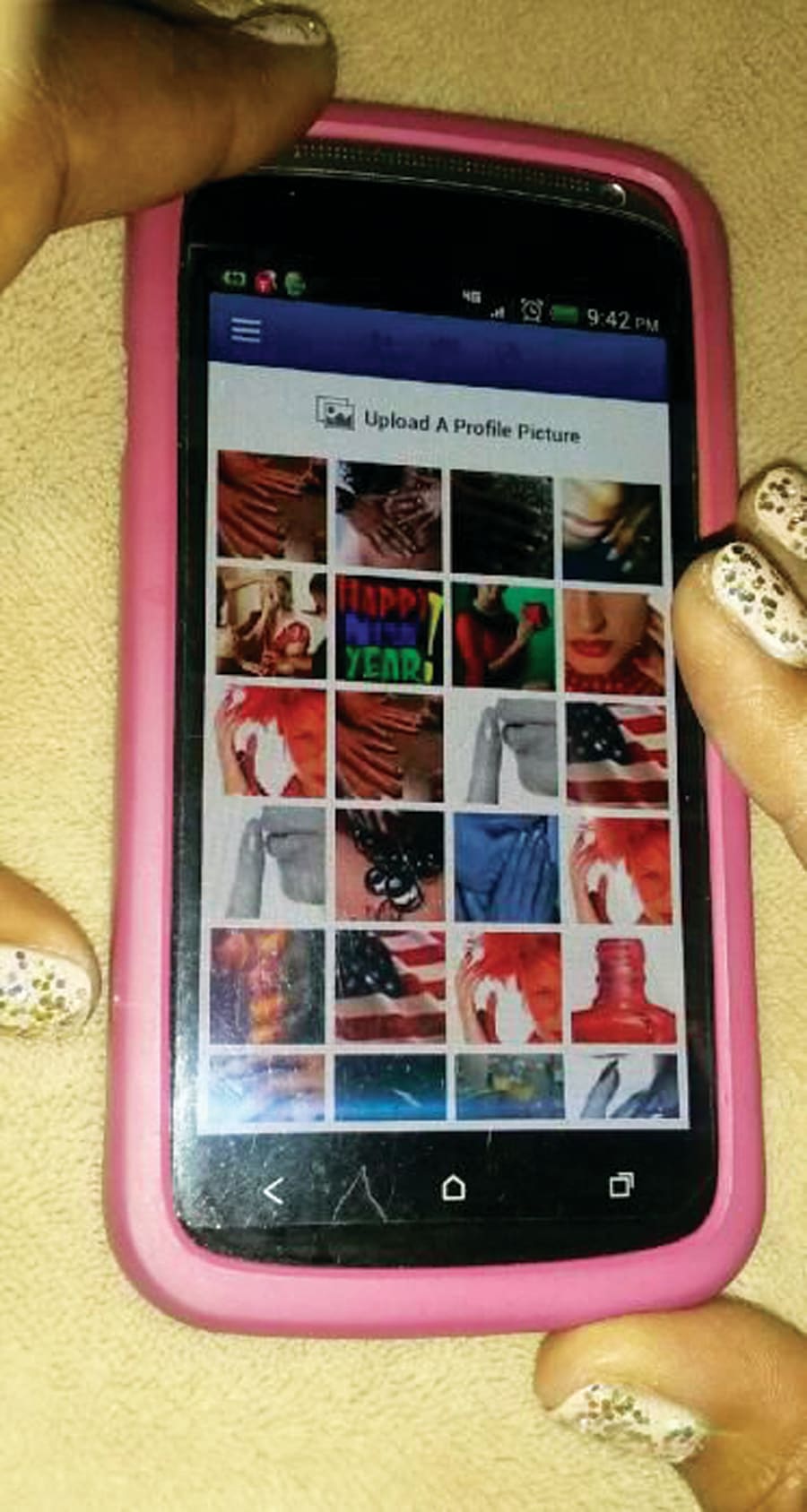 Show Us Your...Clever Nail Art Display