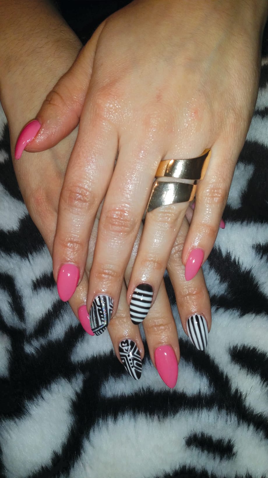 Tribal Revival: 30+ Nail Designs