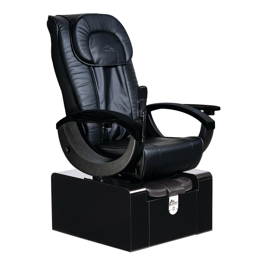Plumbing-Free Spa Chair Minimizes Space
