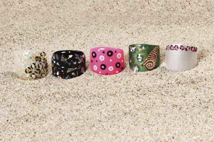 Nail Art: Toes in the Sand