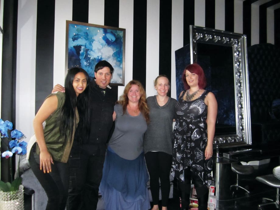 On the Road: Wet Canvas Nail Bar