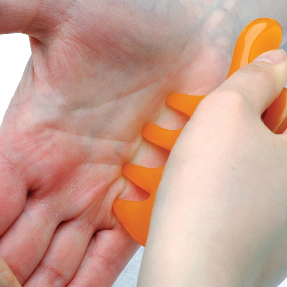 Acupressure Tools Reduce Muscle Exhaustion in Techs