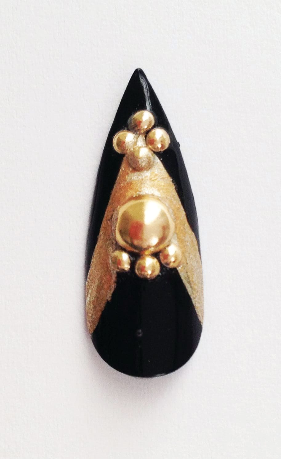 Lady Gaga’s Acrylic Nail Sells for $13,000