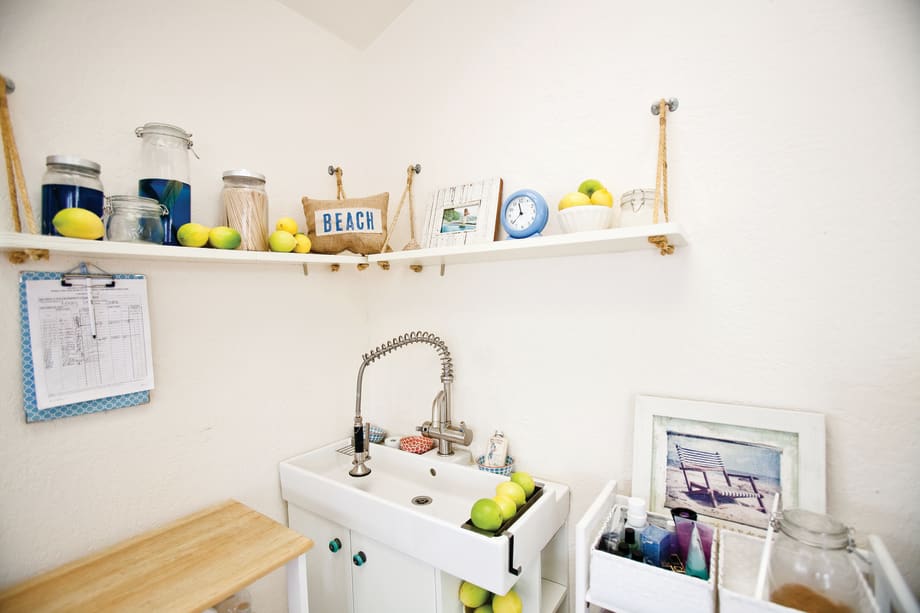 Beach Locale Inspires Natural Nail Salon