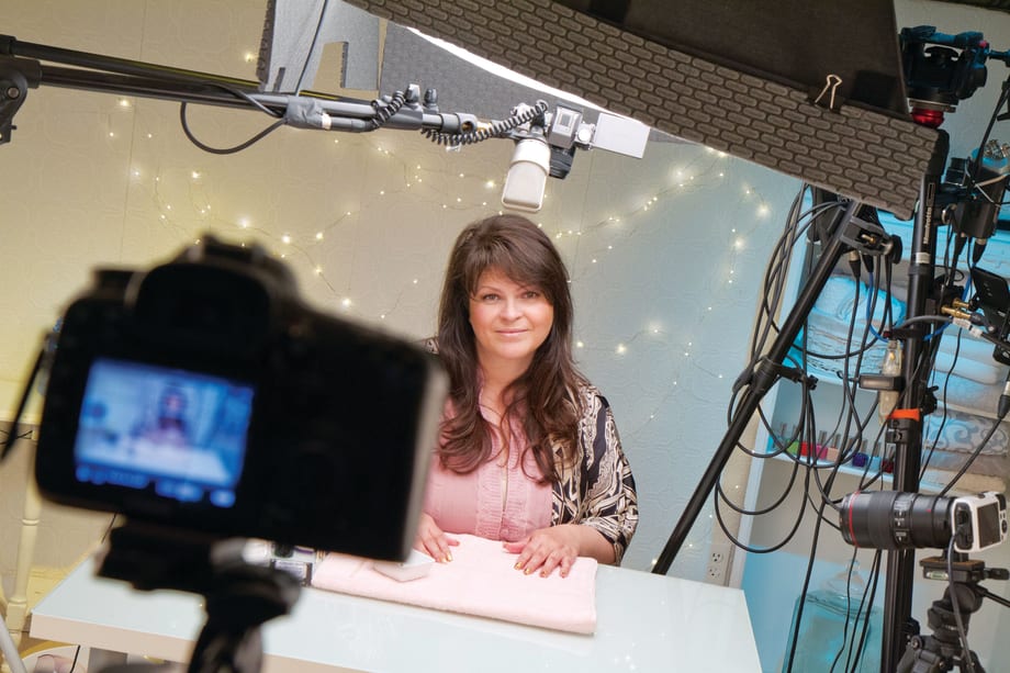 Suzie Moskal Talks YouTube Fame