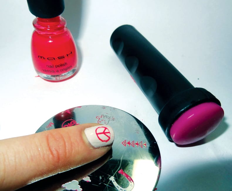 Mash Nails Nail Art Stamping