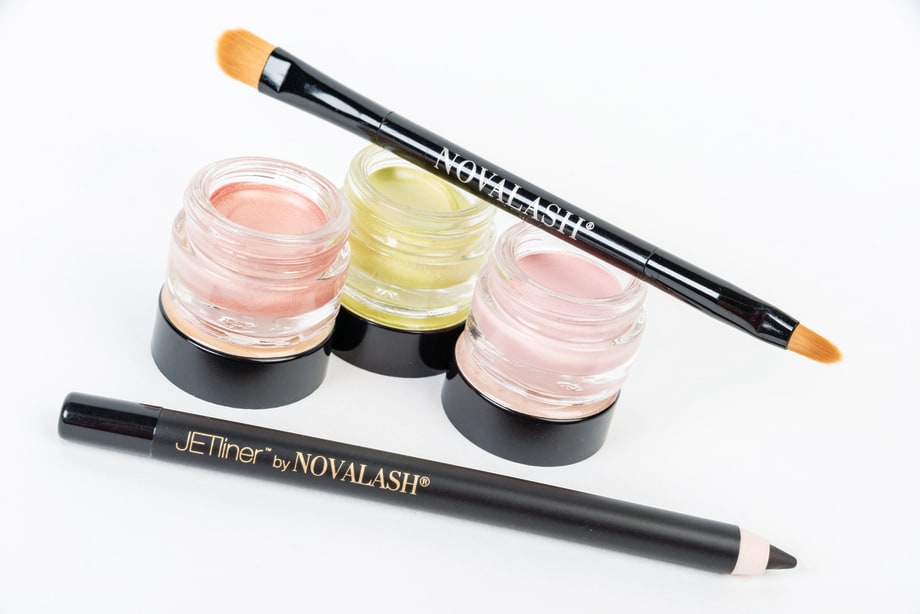 Retail Boutique: Makeup