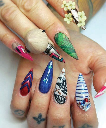Wear 10 Different Works of Art of Your Nails