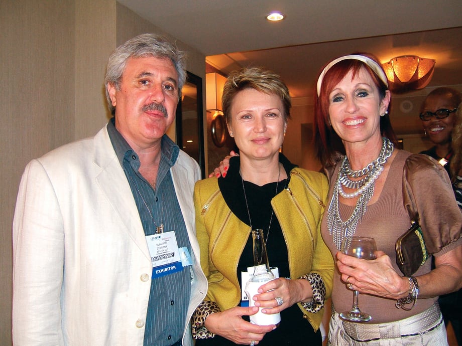 Cosmoprof North America 2011: Happy Hour, Happy Manufacturers, Happy NAILS