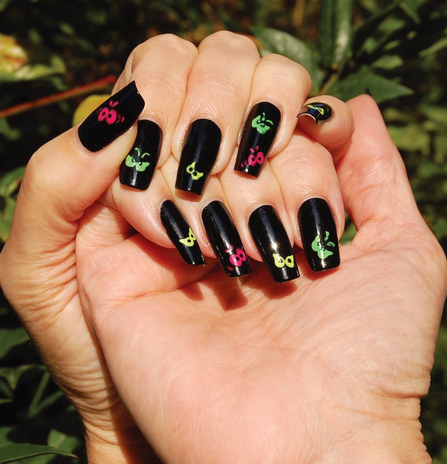 Make Your Clients Scream for Spook-tacular Halloween Nail Art