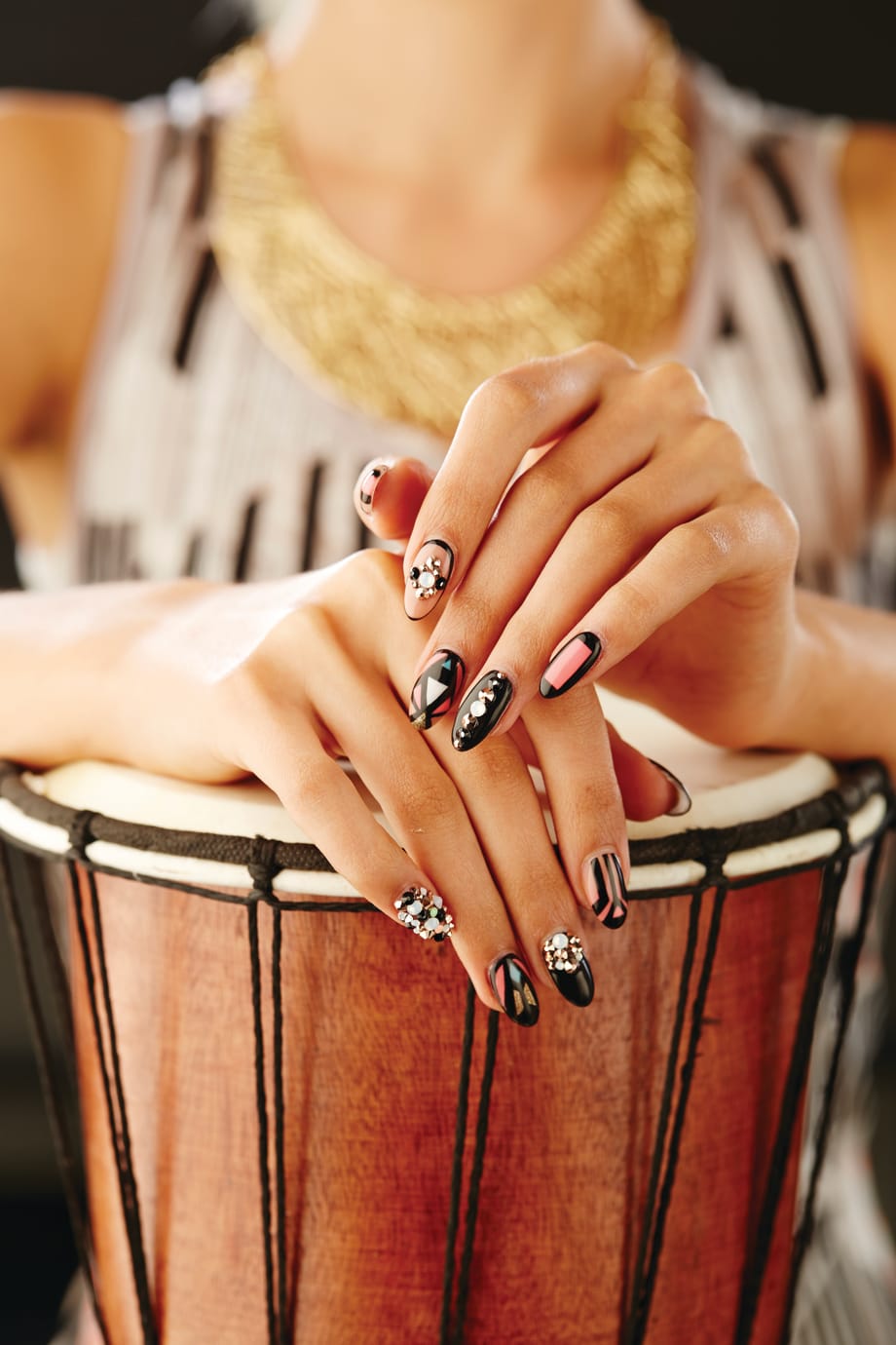 Salon-Modded Nails: Award-Winning Nail Art Made Wearable