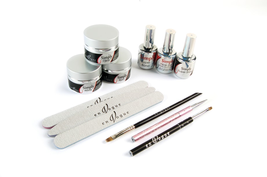 En Vogue Kit Includes Gel Essentials