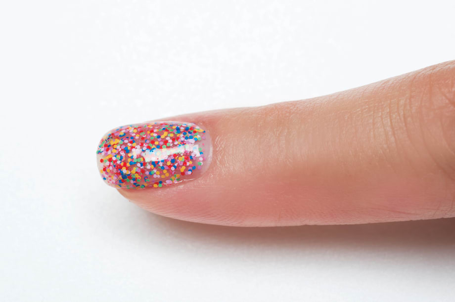 Gelish Trends’ Lots of Dots