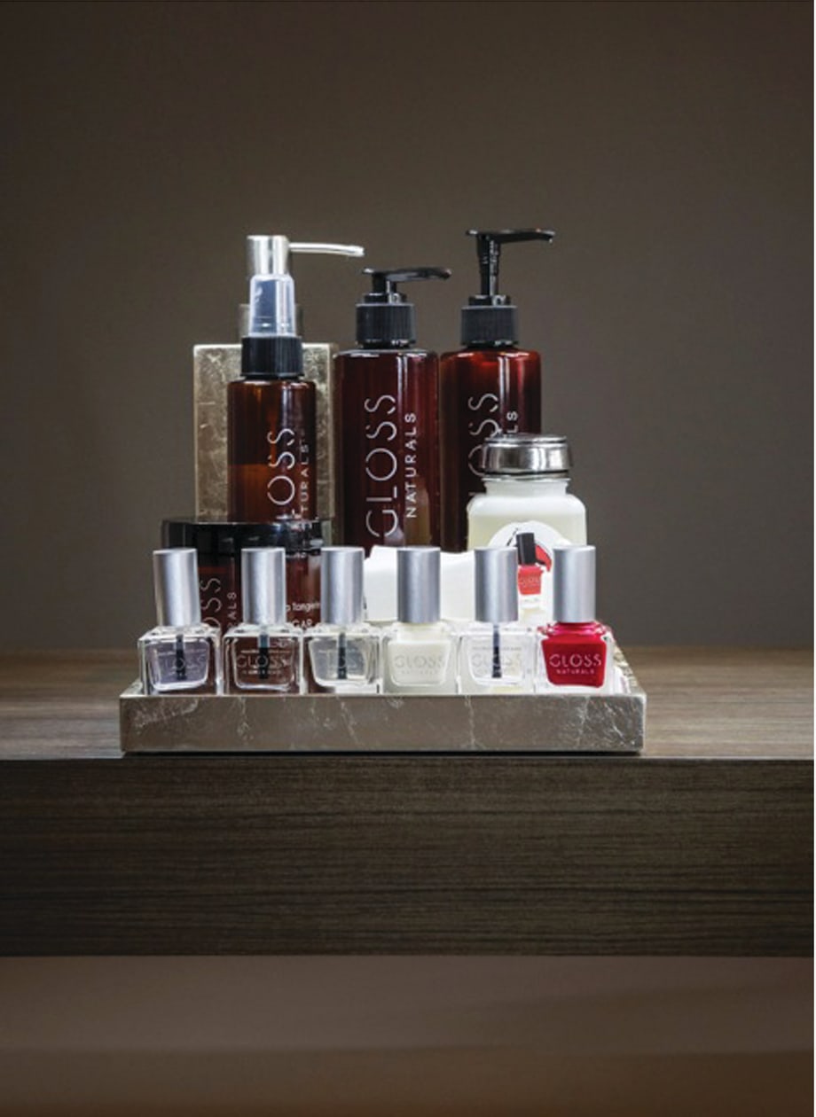 Signature Services: Gloss Sumptuous Manicure