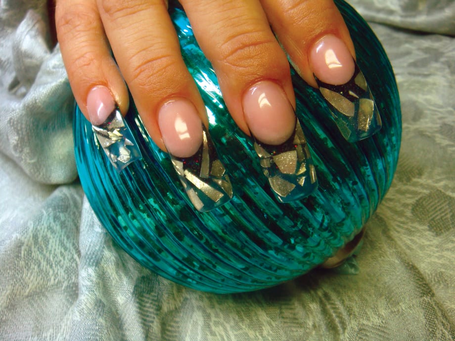 Embedding Christmas Ornaments in Acrylic Nails