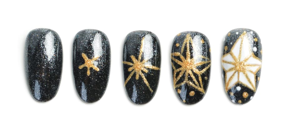 Lure Unadventurous Clients with Easy Holiday Nail Art