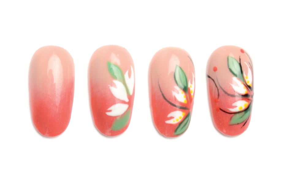 Nail Art Studio: White Poinsettia