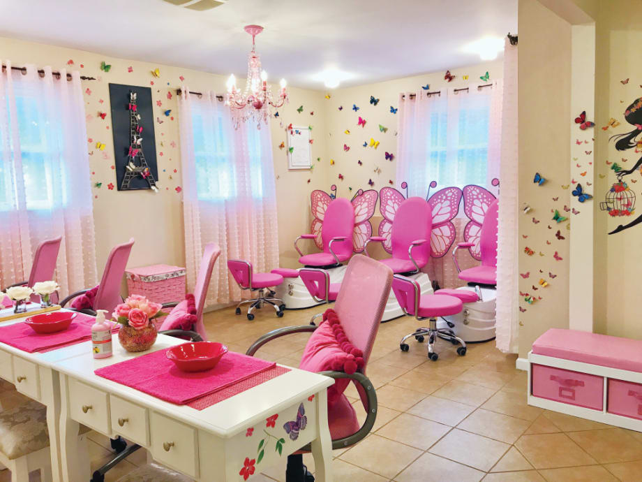 New Jersey Salons Pamper Little Girls and Mothers