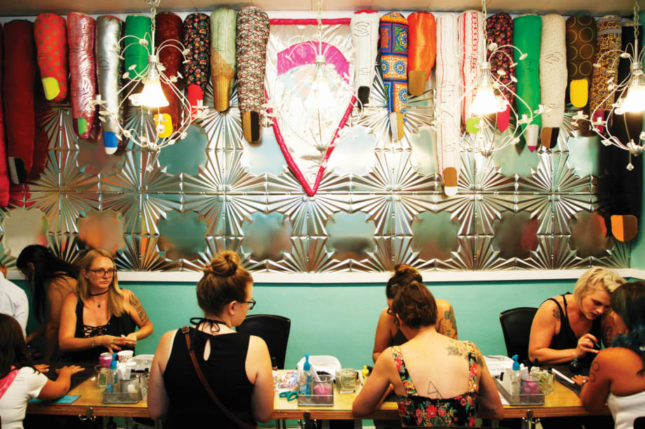Denver Salon Collaborates With Sculptor for Cultural Event
