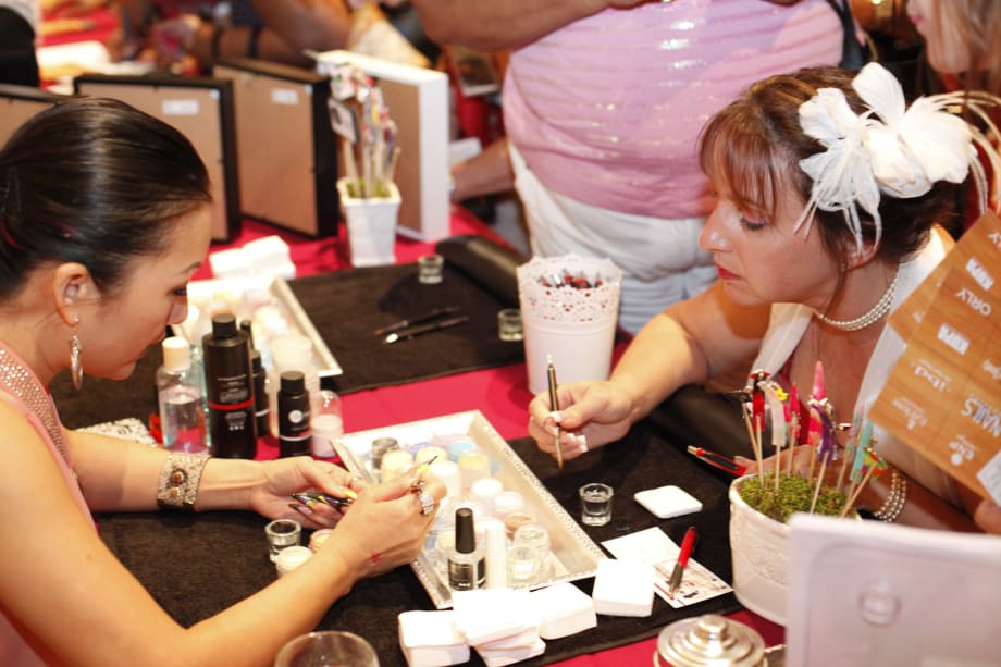 Live Social Networking at Premiere Orlando NailTech Event