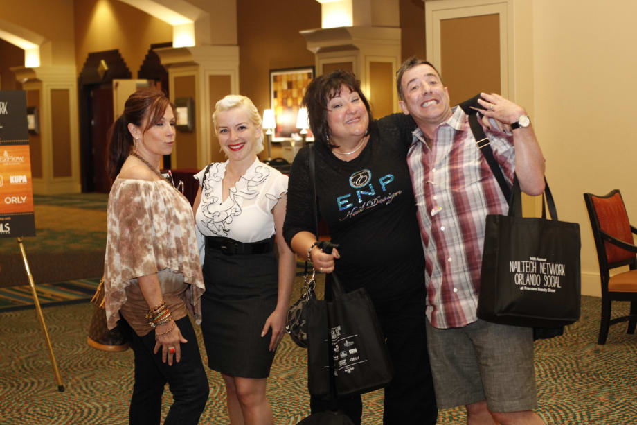 Live Social Networking at Premiere Orlando NailTech Event