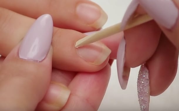 How to Create a Natural Nail Manicure