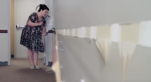 How to Open a Nail Salon: Tearing Down