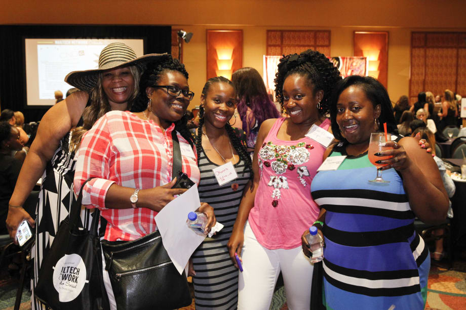 See the Faces Behind the Online Handles at 2016 Nailtech Networking Event