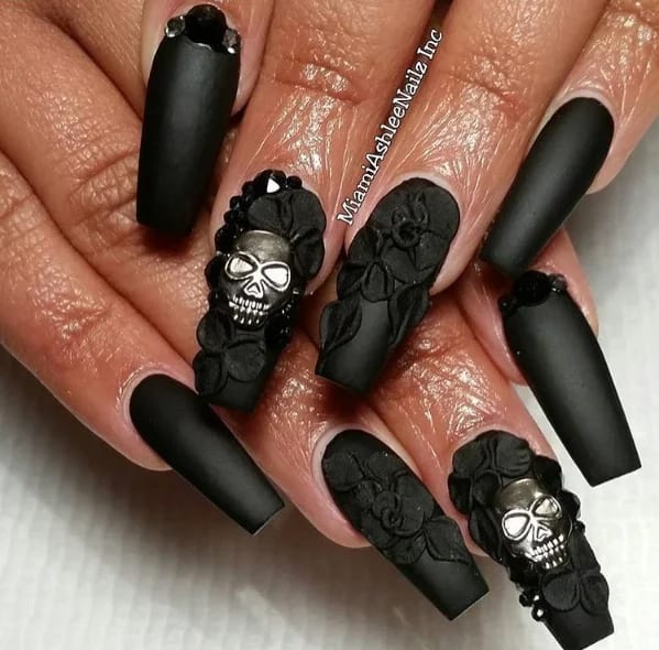 Instagram Halloween Beauty Inspiration