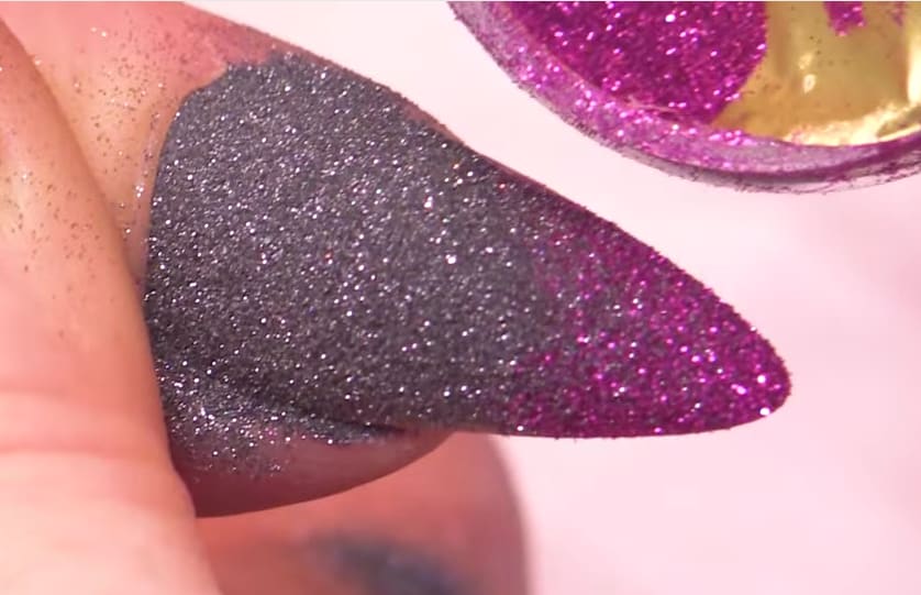 How to Create a Glittered Ombre Fade