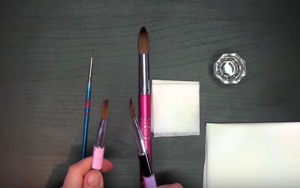 Nail Art Brush Care: Cleaning, Storage, and Revitalizing