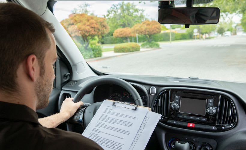Commercial Fleets Reduce Distracted Driving With In-Cab Alerts