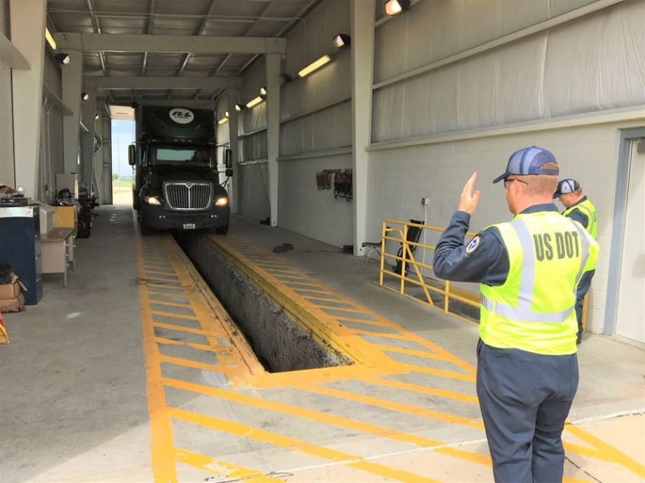 What is CVSA Focusing on in 2024 Roadcheck Truck Inspection Blitz?