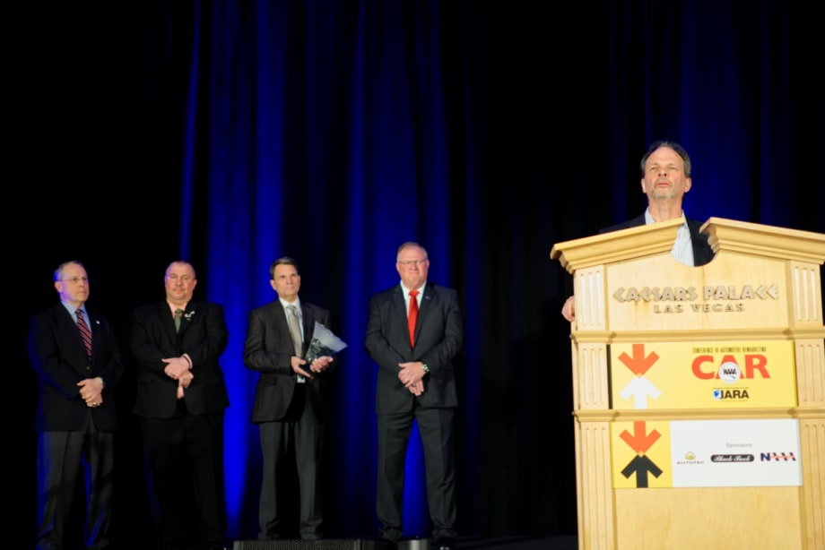 NAAA, IARA Give Manheim's Peluso Industry Icon Award