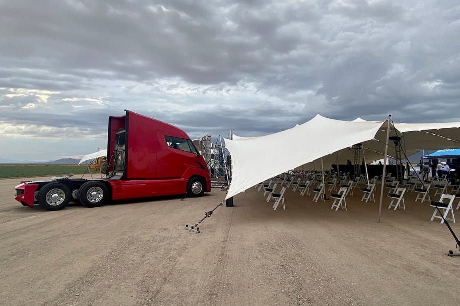 Nikola Brings New Facility, Jobs to Arizona