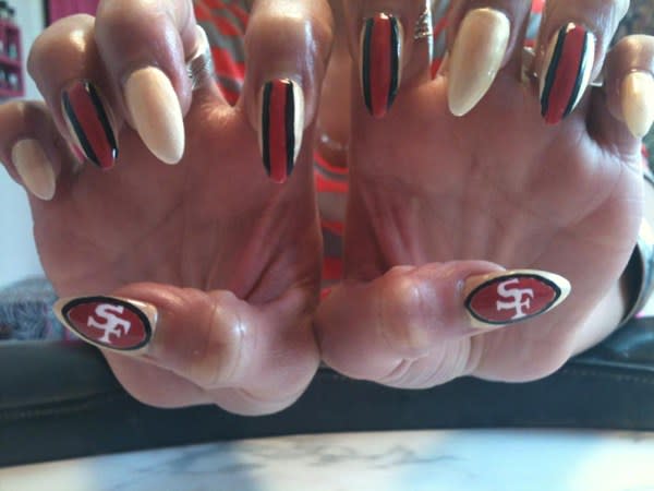 Fanicure: Super Bowl-Inspired Nails
