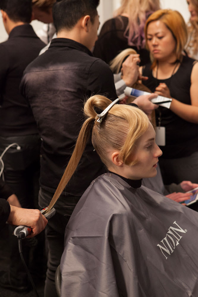 FASHION WEEK HOW-TO: NIOXIN Ponytails for Meskita