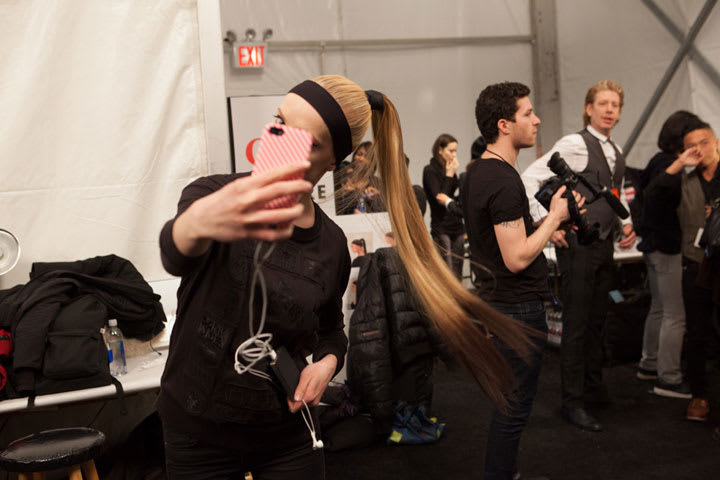 FASHION WEEK HOW-TO: NIOXIN Ponytails for Meskita