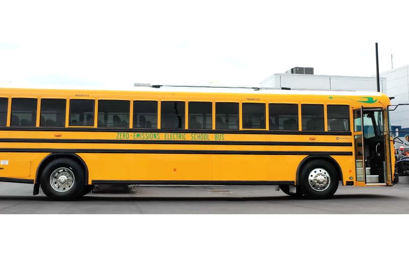 EV Tech Company, Blue Bird Partner on Electric School Bus Leasing Model