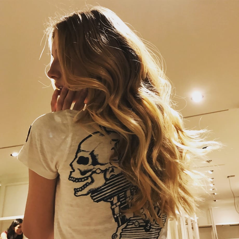 How to Achieve a Bouncy Blowout with Volume and Shine
