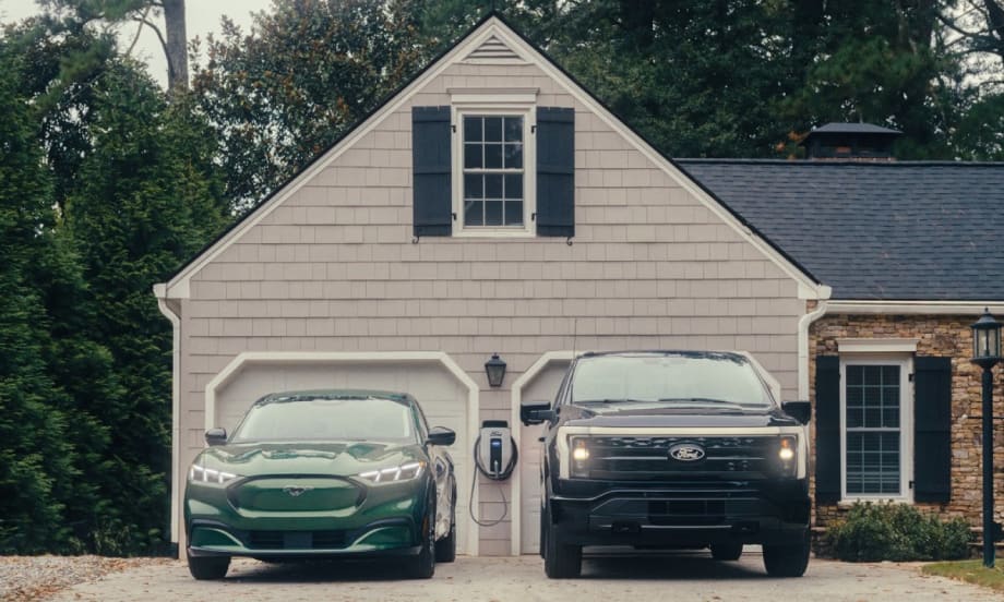 Ford Offers Fleets Cash Incentive for EV Charging