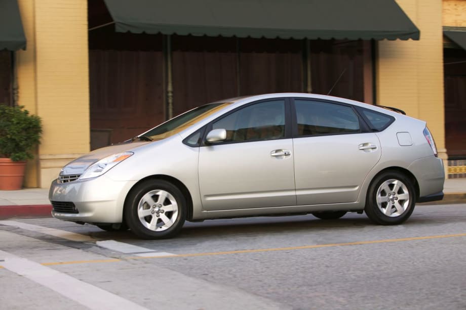 Older Toyota Prius Models Targeted by Component Thieves