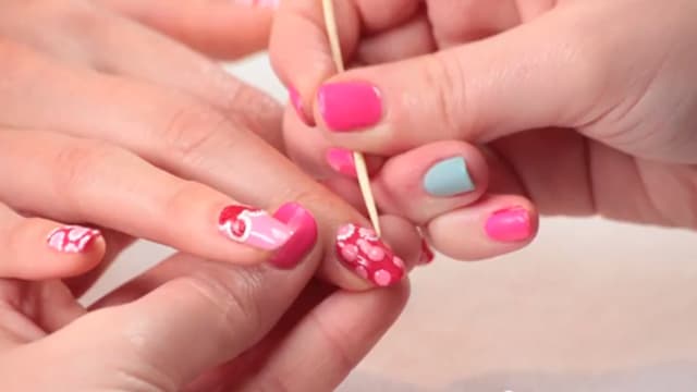 The Illustrated Nail + Couture de Minnie Nail Design