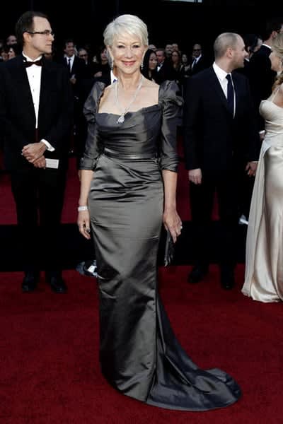 Anne Hathaway, Sandra Bullock and Others Shine at 2011 Academy Awards