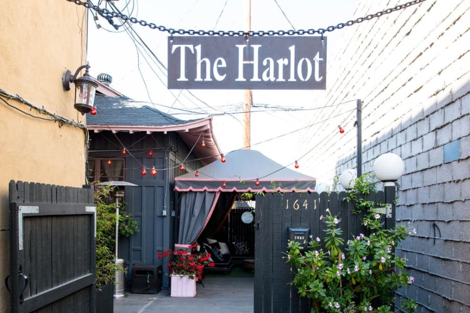 SALON TOUR: The Harlot Salon in Venice, California
