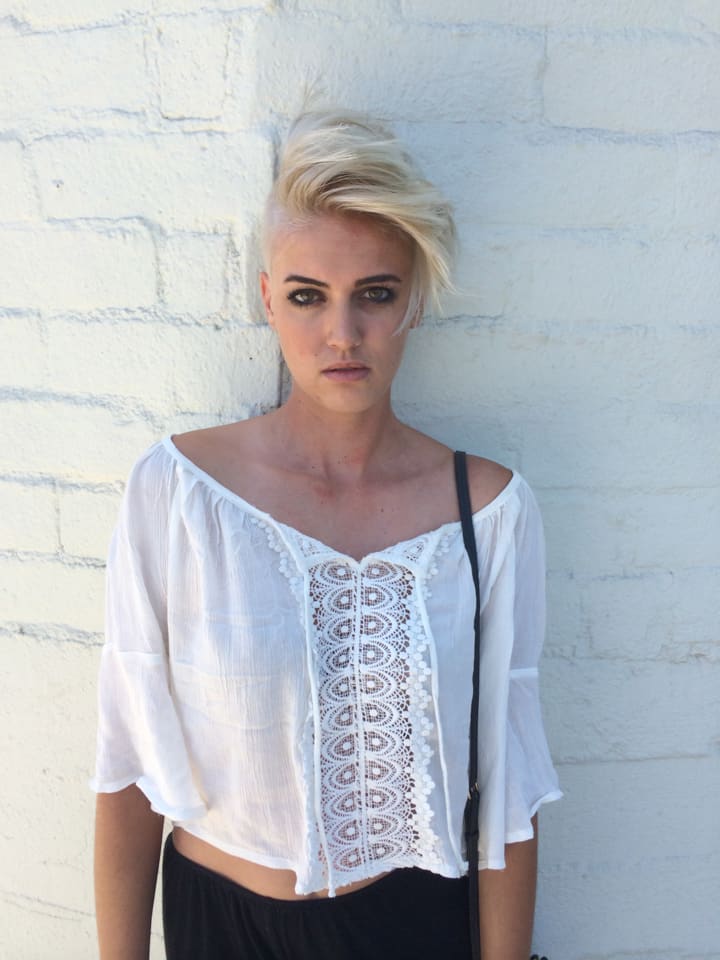 HOW TO: A Dramatic Oyster Blonde Transformation!