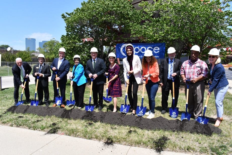 Pace Breaks Ground on New ADA Paratransit Transfer Facility 