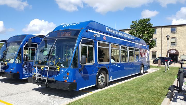 Proposed Chicago Pace Budget Maintains Service, Raises Fares 10%