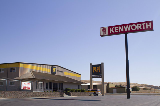 Papé Kenworth Opens Two Oregon Service Locations