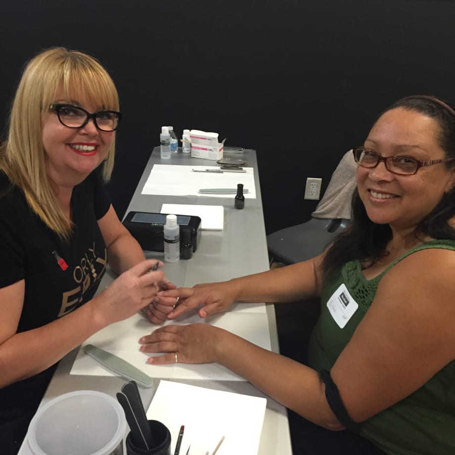Paul Mitchell Students Honor Veteran Women with Makeovers That Matter